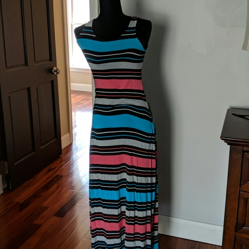 Womens maxi dress